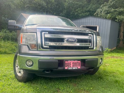 Used 2014 Ford F150 XLT w/ Equipment Group 301A Mid AWD/4WD image 5