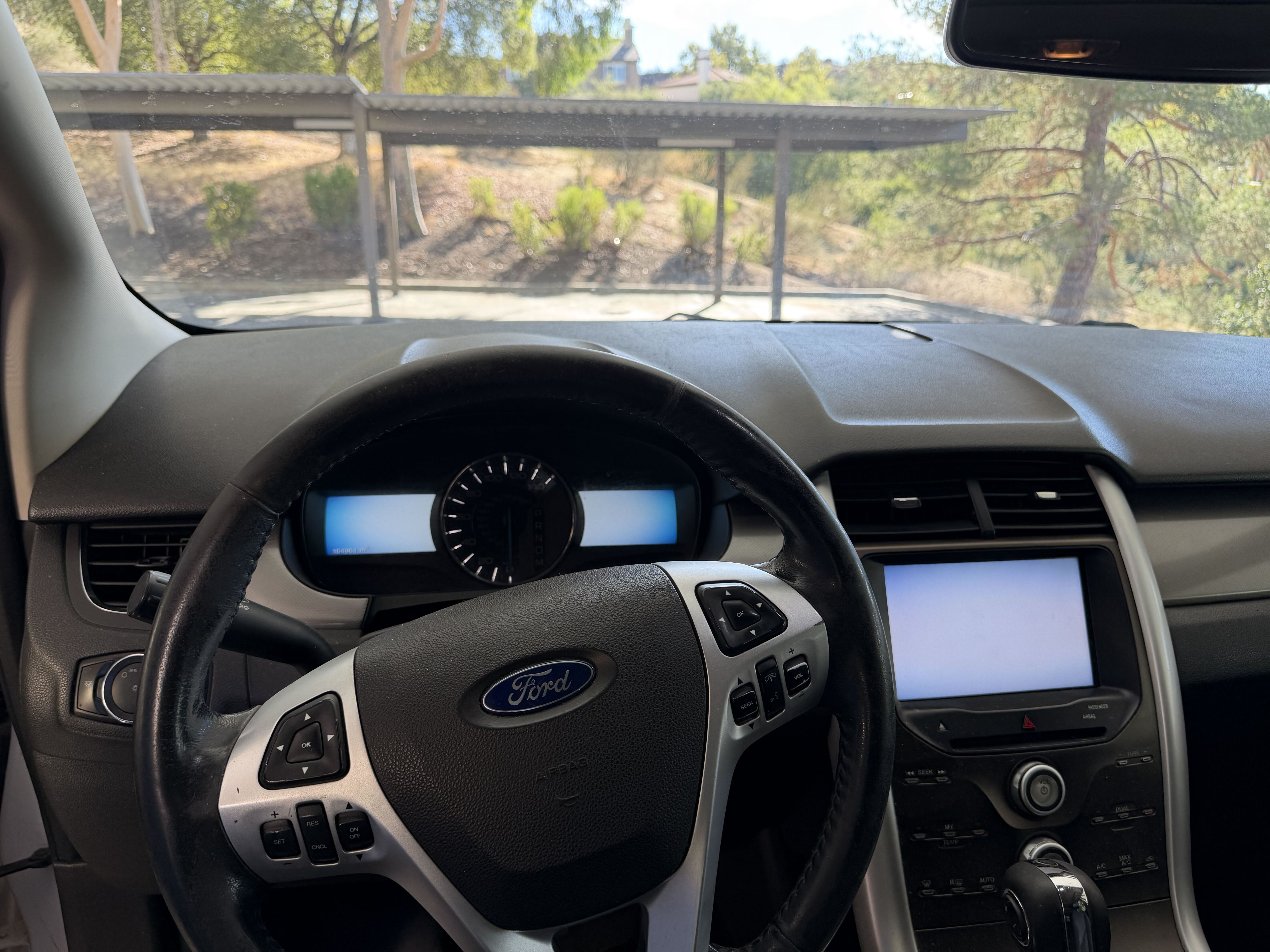 Used 2012 Ford Edge SEL FWD image 9