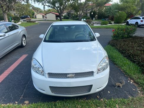 Used 2016 Chevrolet Impala LT image 1