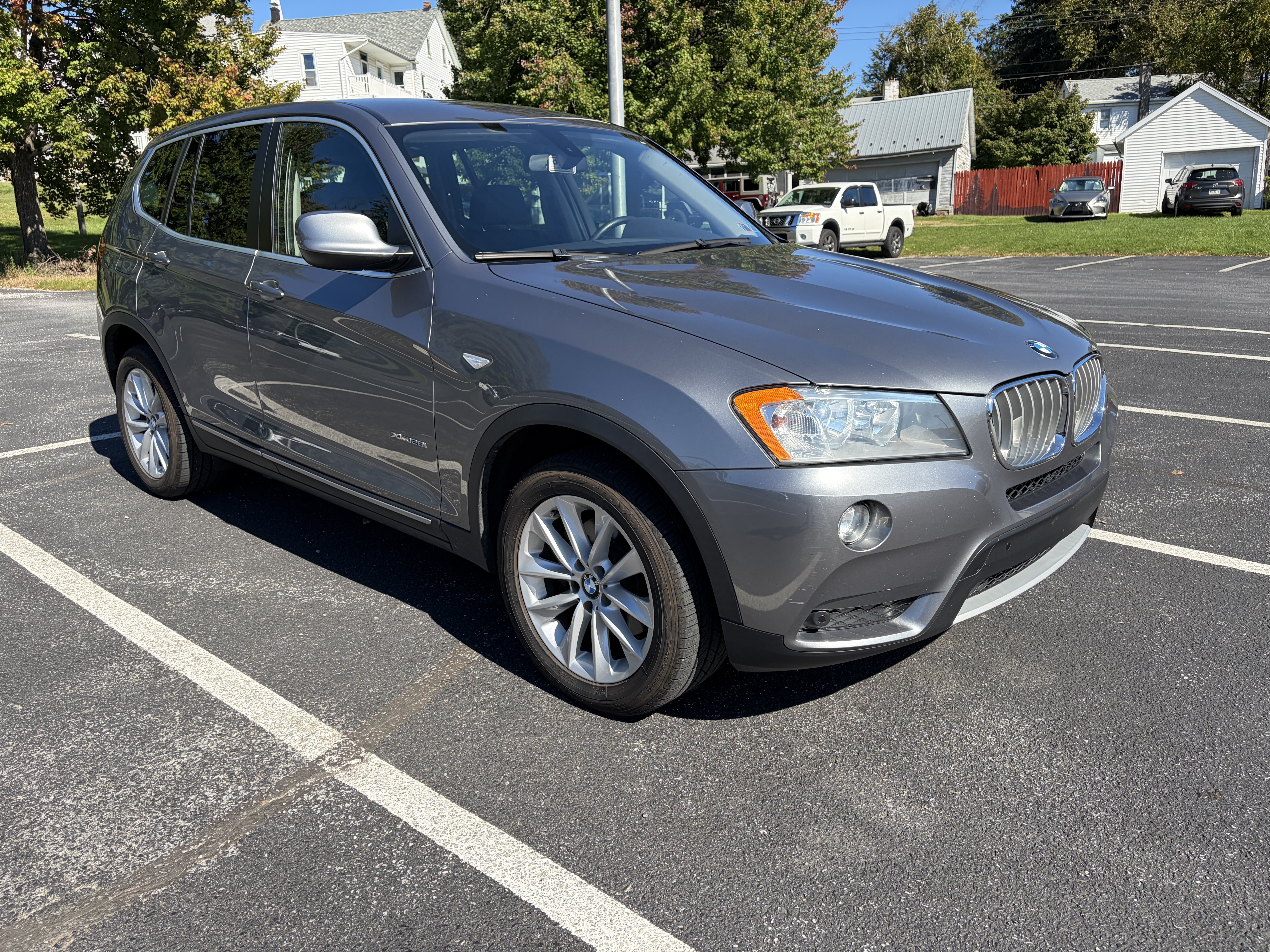 Used 2014 BMW X3 xDrive28i AWD/4WD image 2