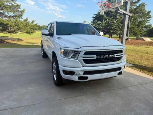 Used 2020 RAM 1500 Big Horn AWD/4WD image 6