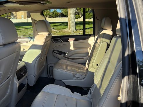 Used 2015 GMC Yukon XL Denali w/ Touring Package image 10