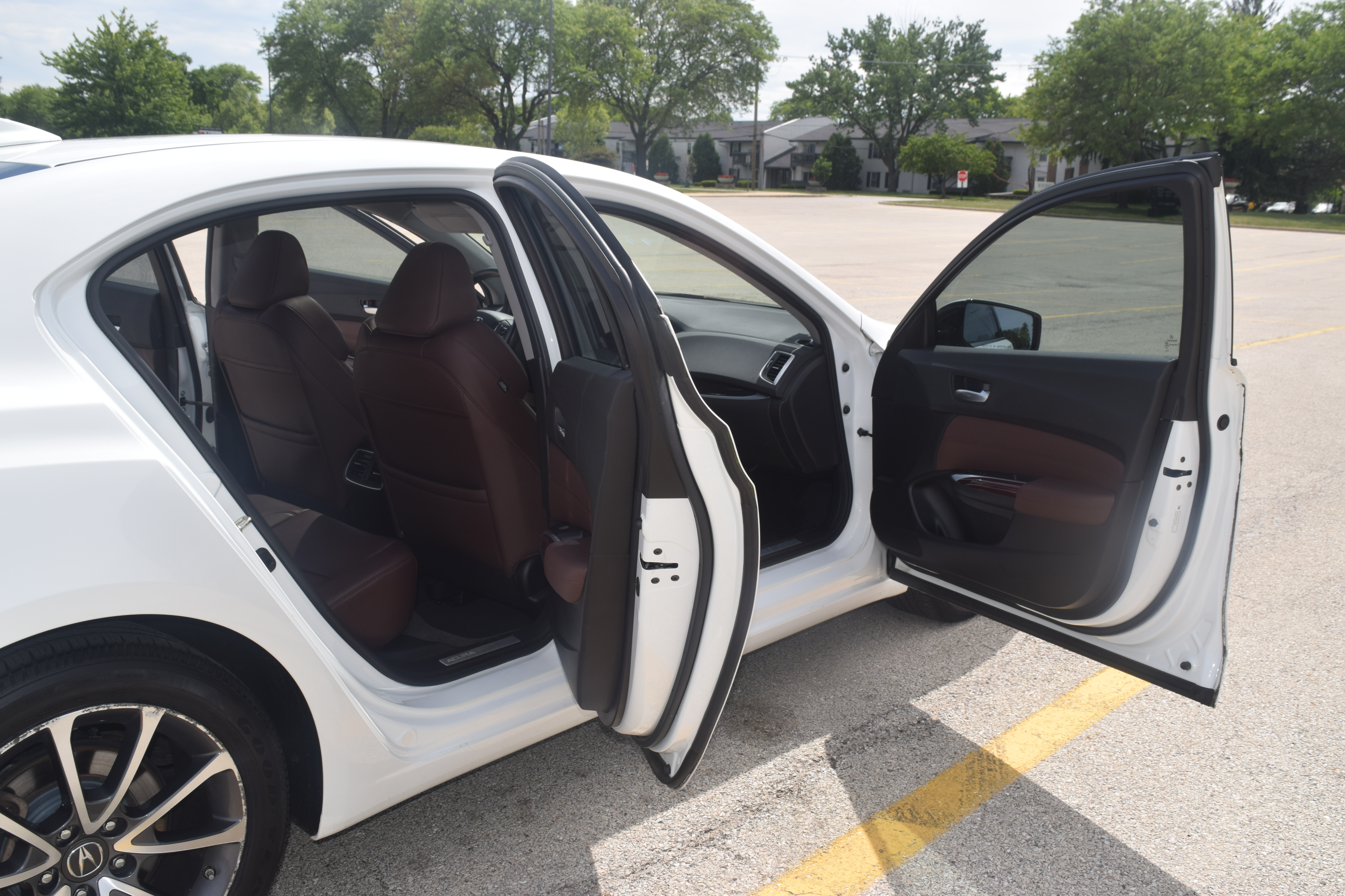 Used 2016 Acura TLX V6 FWD image 24
