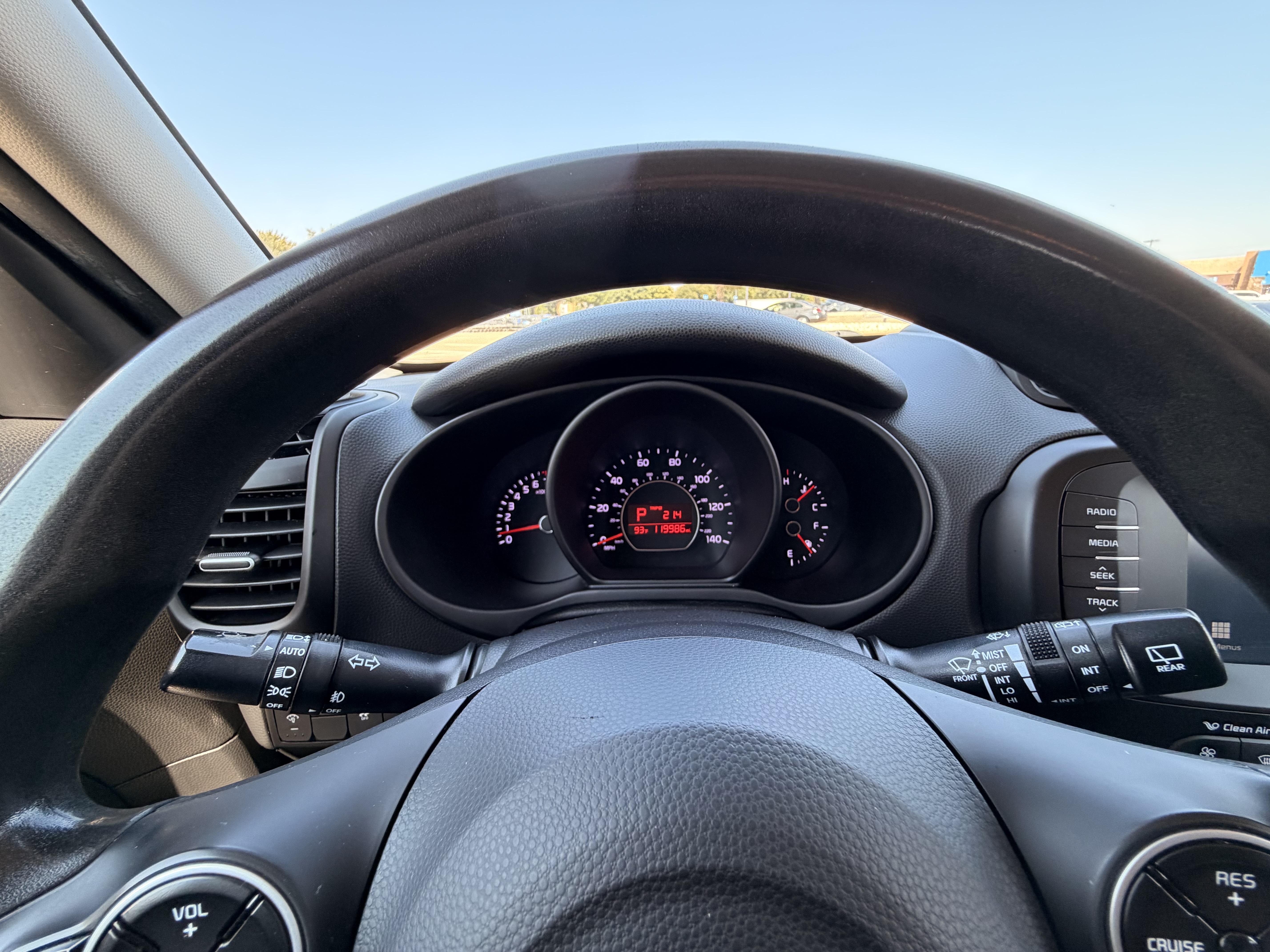 Used 2018 Kia Soul + FWD image 8