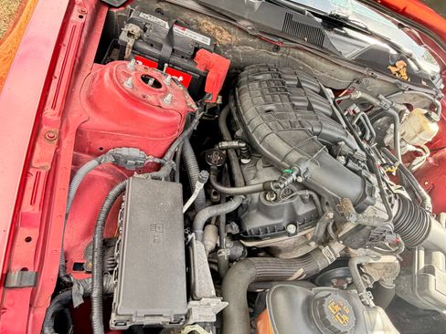 Used 2011 Ford Mustang Premium w/ 202A Rapid Spec Order Code image 15