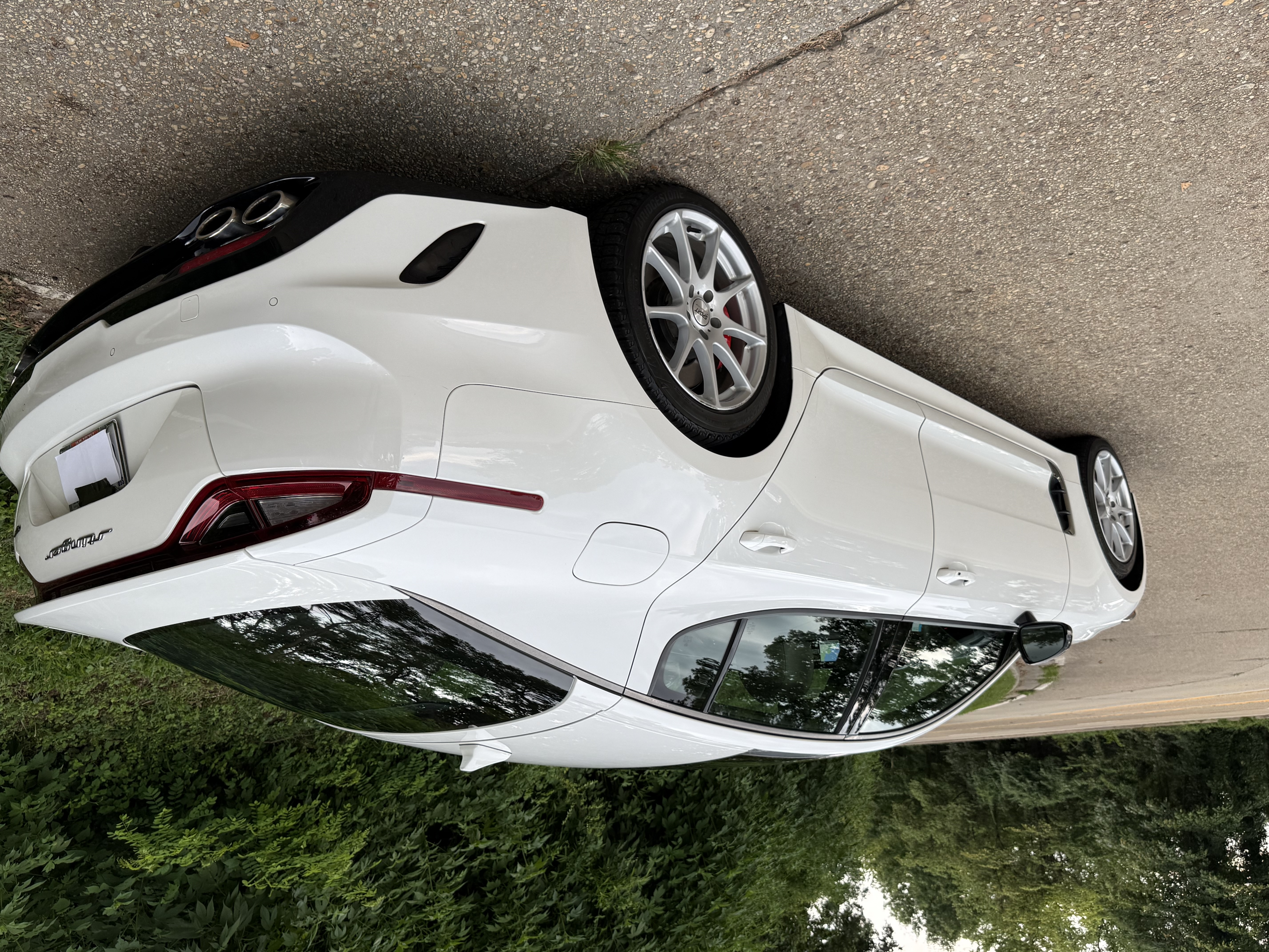 Used 2019 Kia Stinger GT2 AWD/4WD image 5