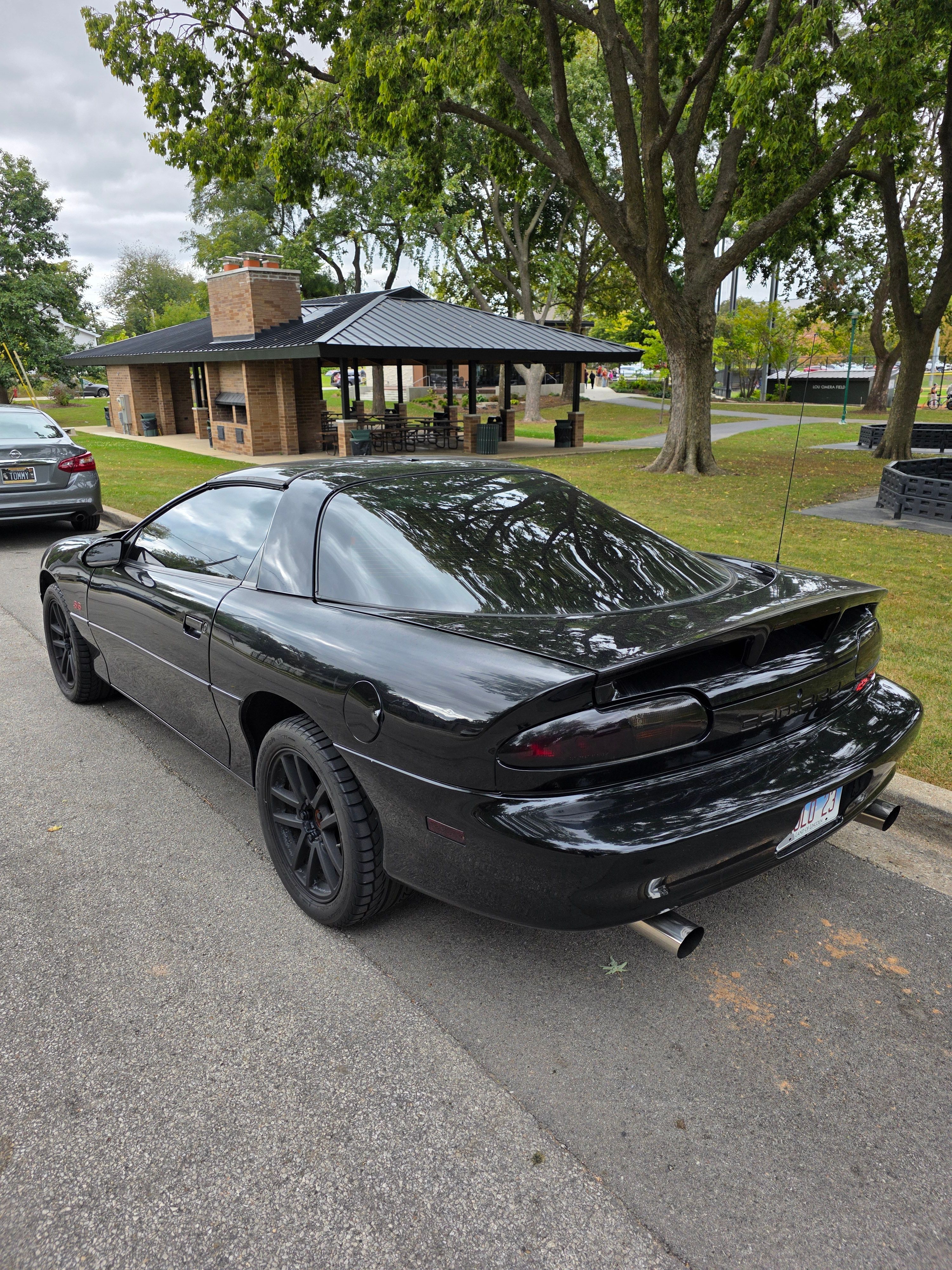 Used 2000 Chevrolet Camaro Z28 w/ SS Performance/Appearance Pkg RWD image 16