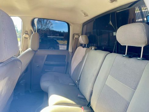 Used 2006 Dodge Ram 2500 Truck SLT w/ Quad Cab Big Horn Value Group image 13