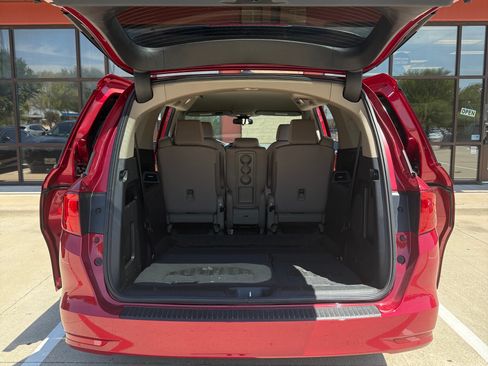 Used 2022 Honda Odyssey EX image 6