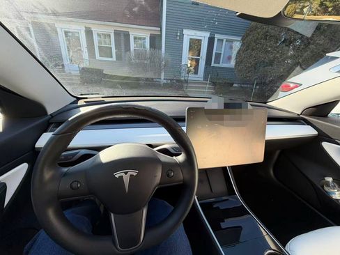Used 2019 Tesla Model 3 Long Range image 12