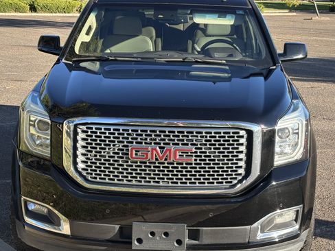 Used 2015 GMC Yukon XL Denali w/ Touring Package image 4
