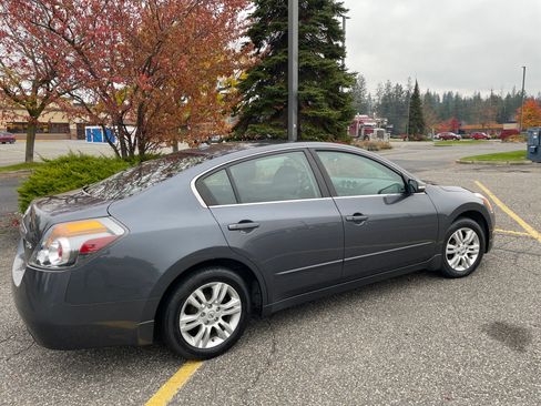 Used 2012 Nissan Altima 2.5 S w/ Convenience Pkg image 2