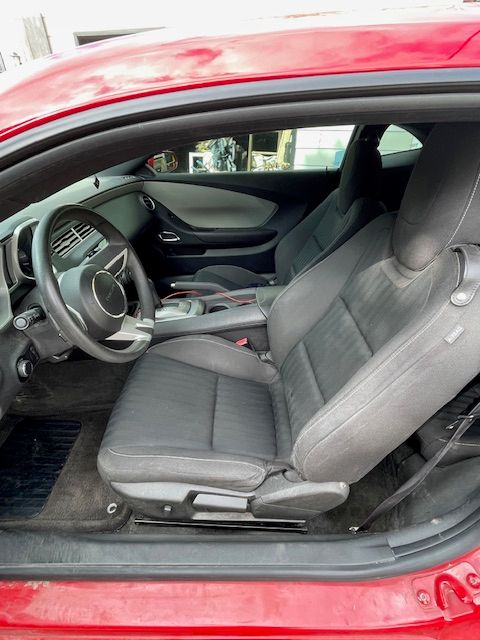 Used 2010 Chevrolet Camaro LS RWD image 12