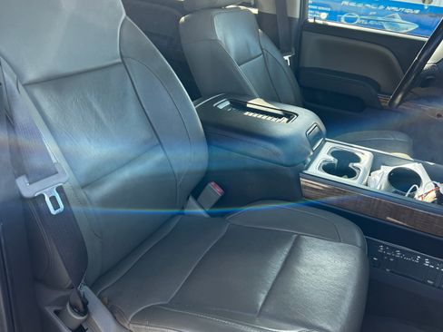 Used 2017 GMC Sierra 1500 SLT w/ SLT Preferred Package image 15