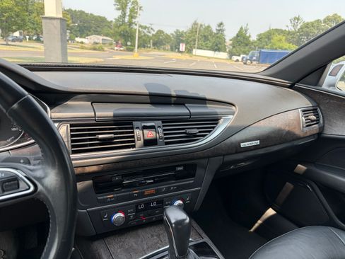 Used 2018 Audi A7 3.0T Premium Plus w/ S Line Sport Package AWD/4WD image 2