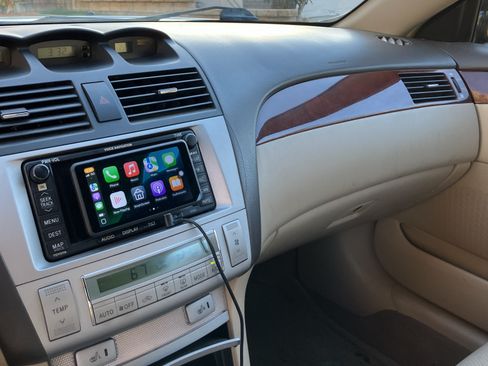 Used 2004 Toyota Solara SLE image 5