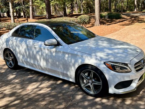 Used 2015 Mercedes-Benz C 300 4MATIC Sedan image 5