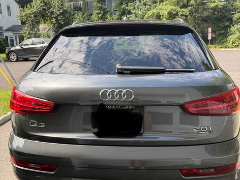 Used 2018 Audi Q3 2.0T Premium AWD/4WD image 4