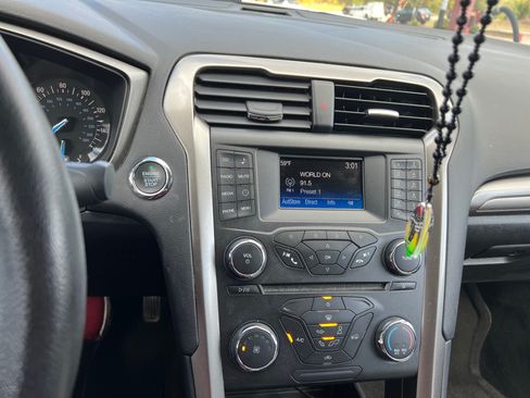 Used 2018 Ford Fusion S image 24