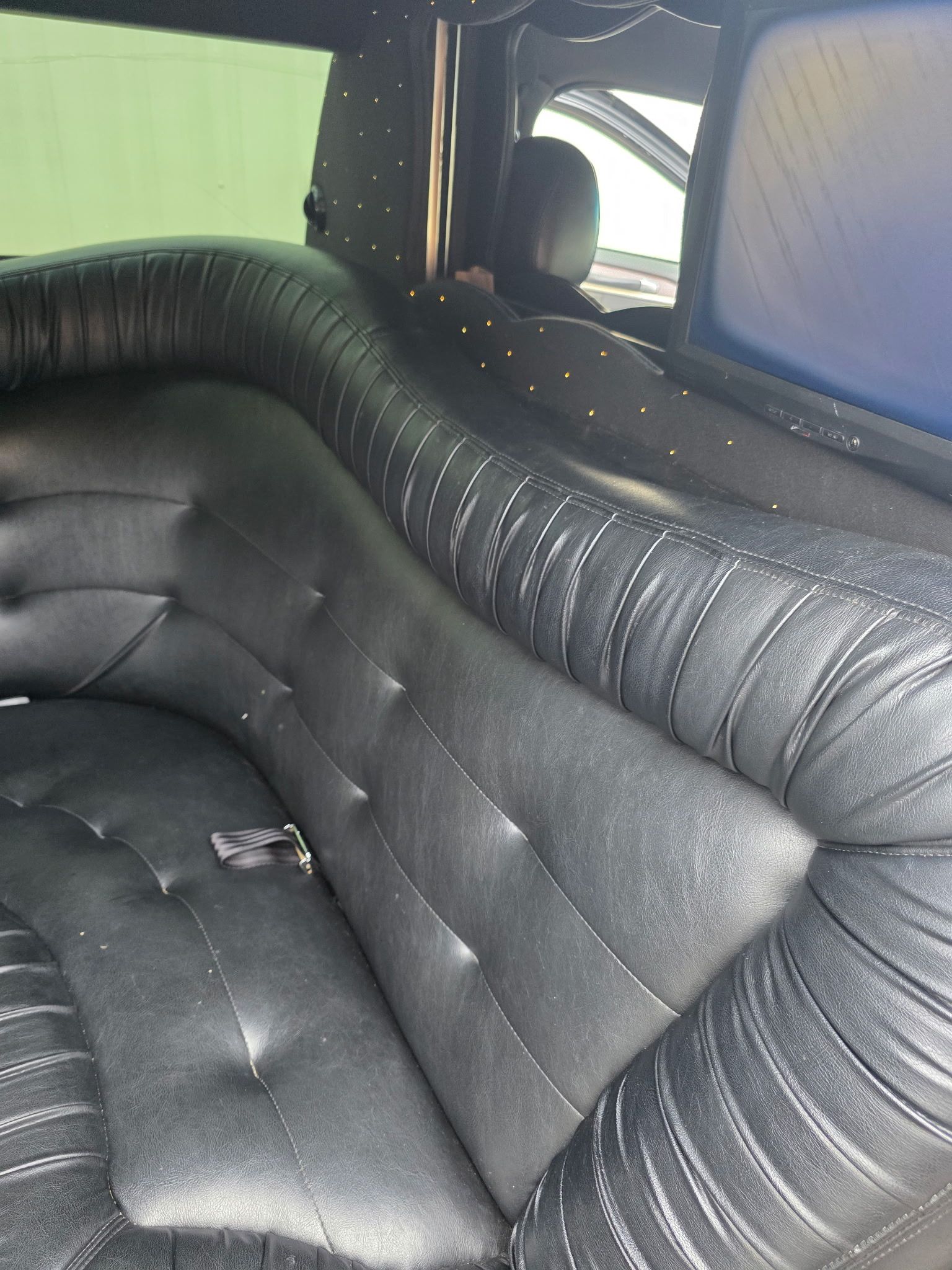 Used 2006 Lincoln Town Car Executive RWD image 5