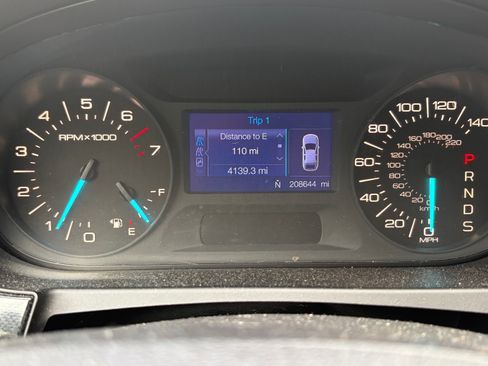 Used 2013 Ford Edge SE FWD image 9
