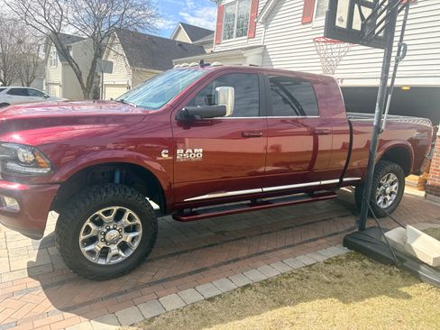 Used 2018 RAM 2500 Limited image 1