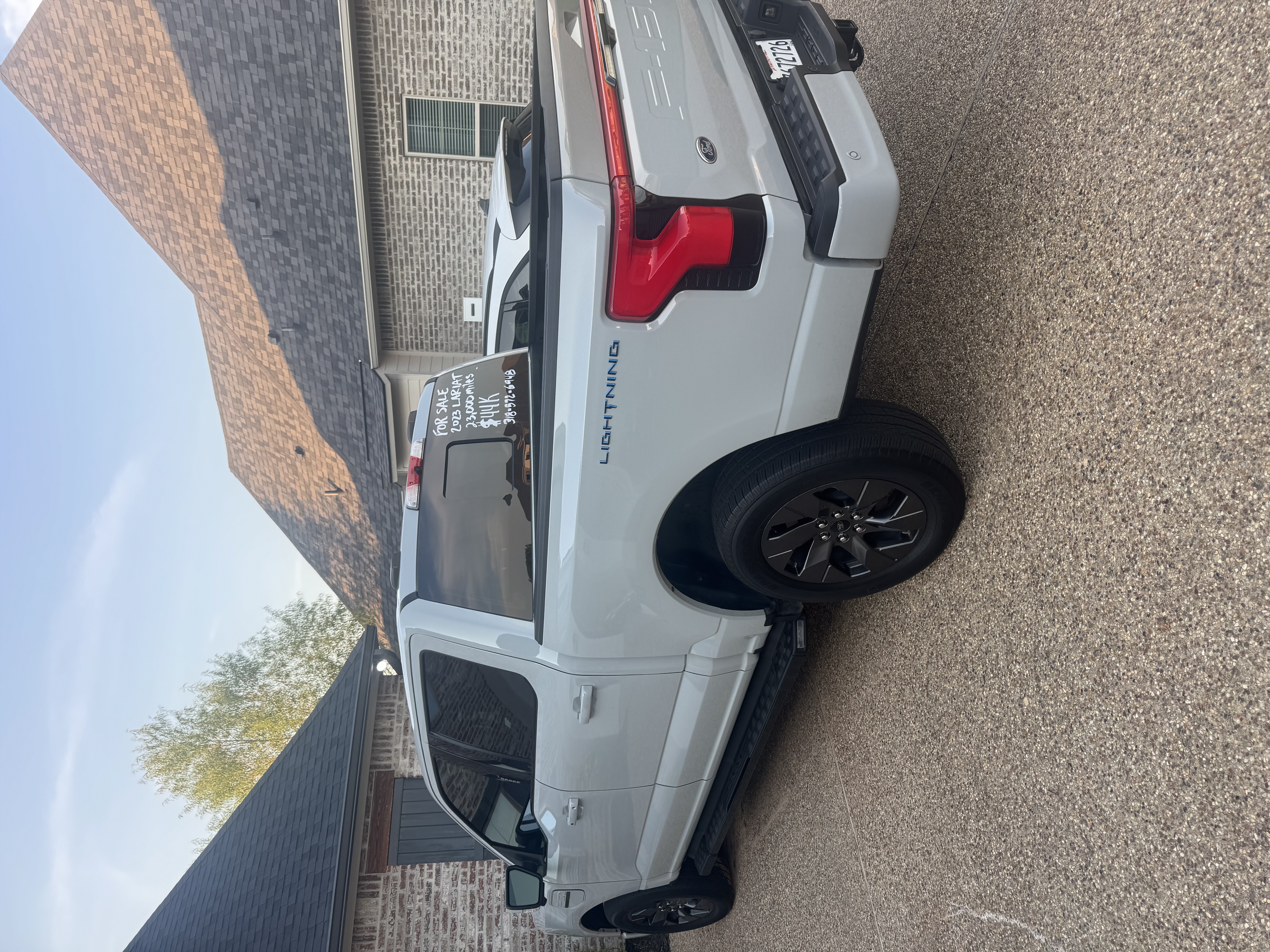 Used 2023 Ford F150 Lightning Lariat AWD/4WD image 2