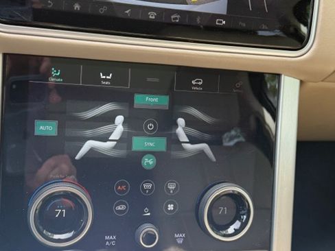 Used 2018 Land Rover Range Rover HSE AWD/4WD image 15