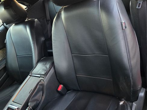 Used 2014 Ford Mustang Convertible RWD image 27