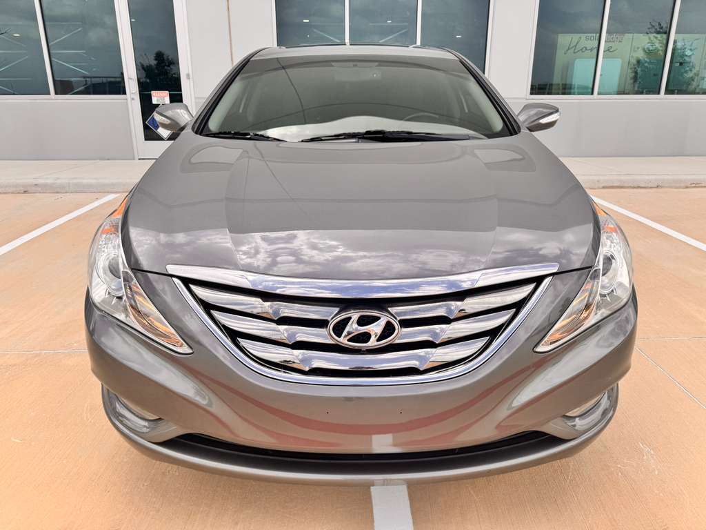Used 2013 Hyundai Sonata Limited FWD image 1