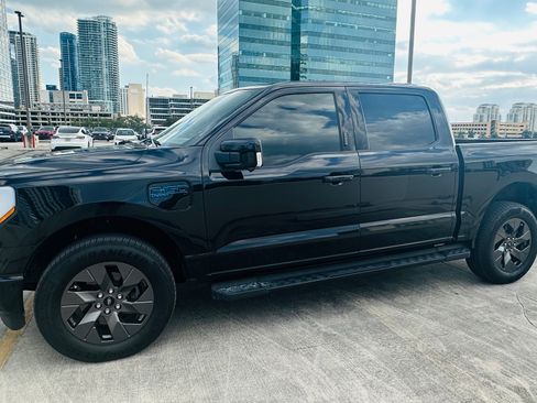 Used 2024 Ford F150 Lightning Lariat image 1