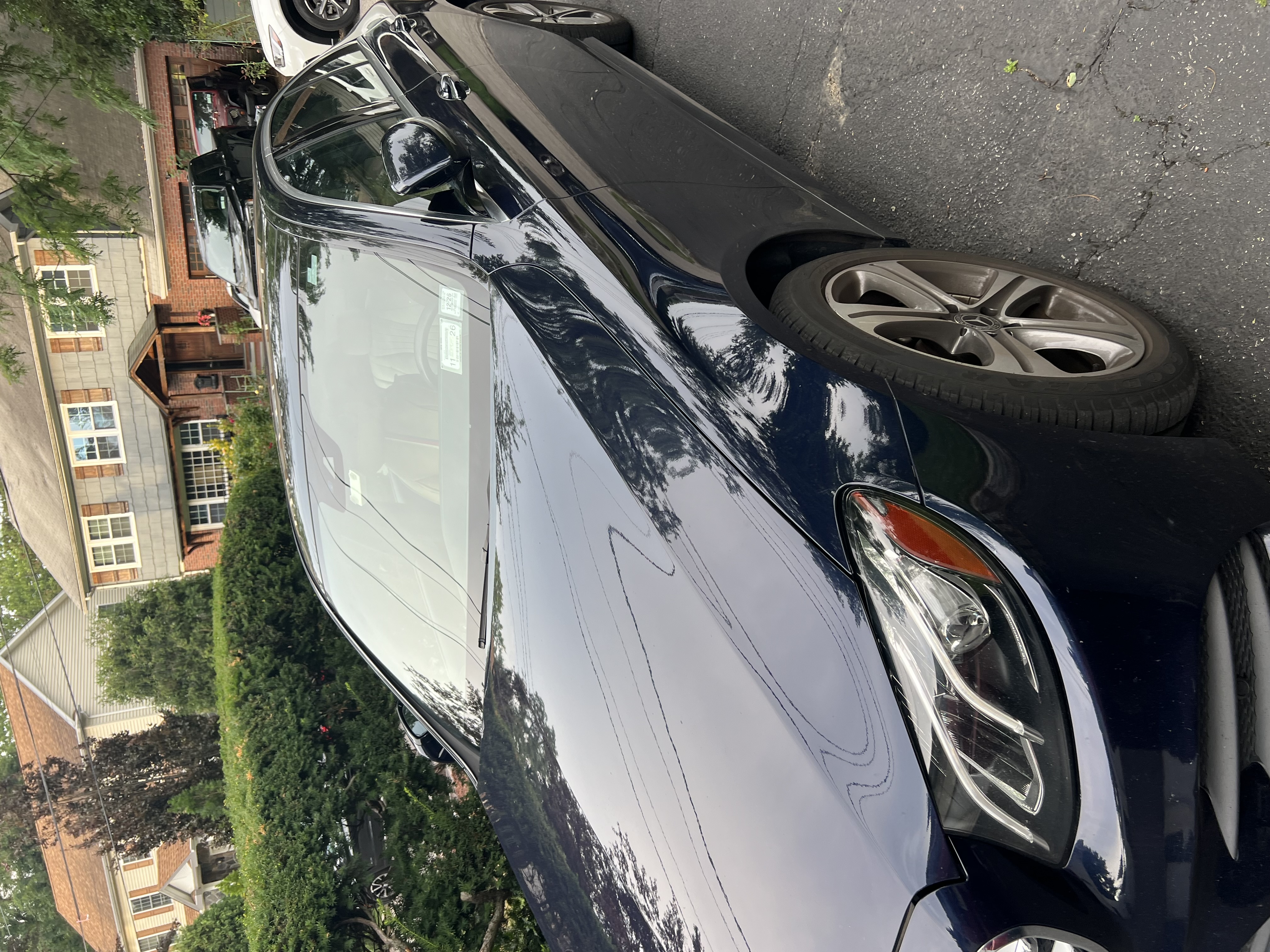 Used 2019 Mercedes-Benz E 300 4MATIC image 4