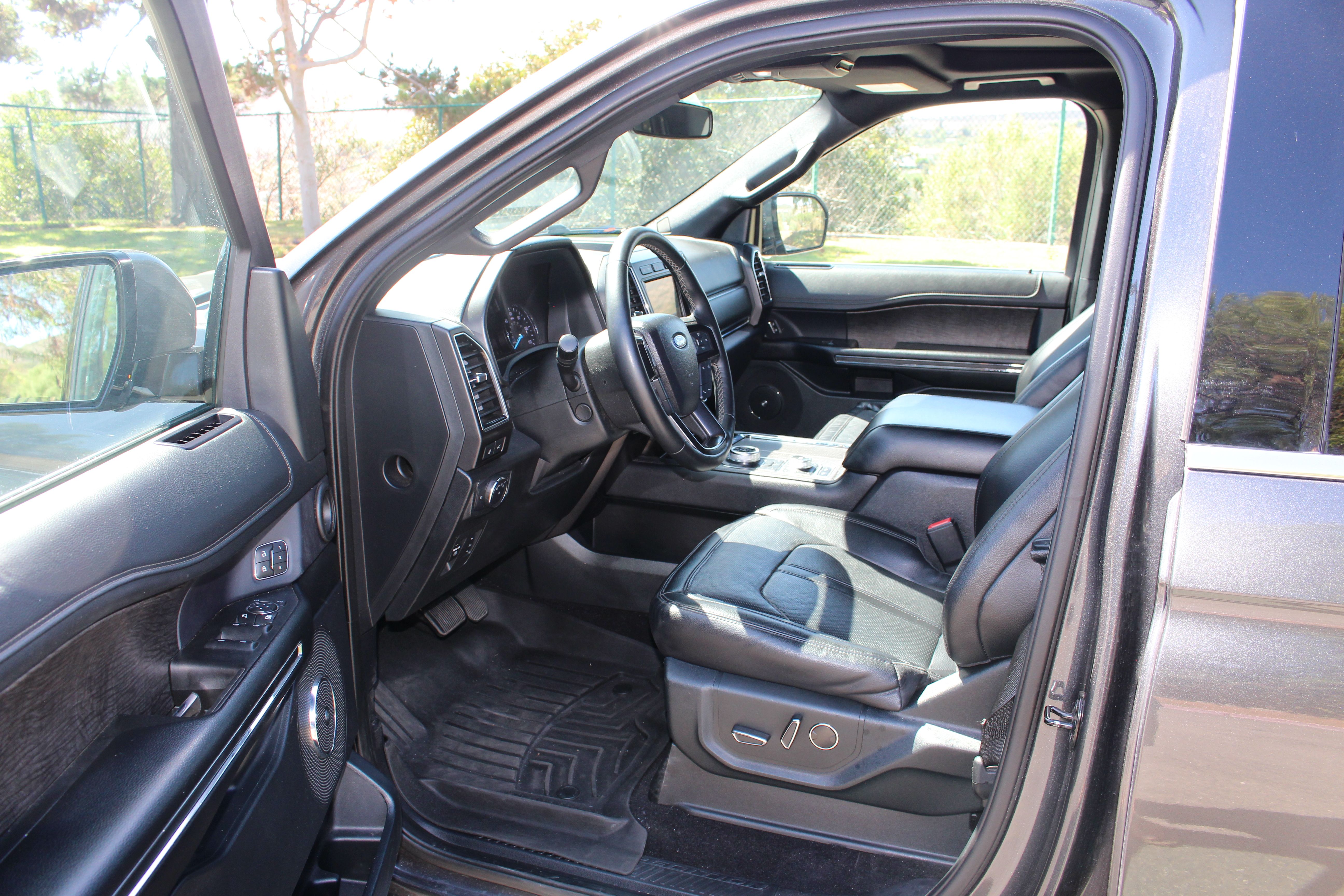 Used 2021 Ford Expedition Max Limited AWD/4WD image 13