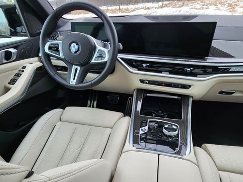 Used 2024 BMW X5 M60i AWD/4WD image 20