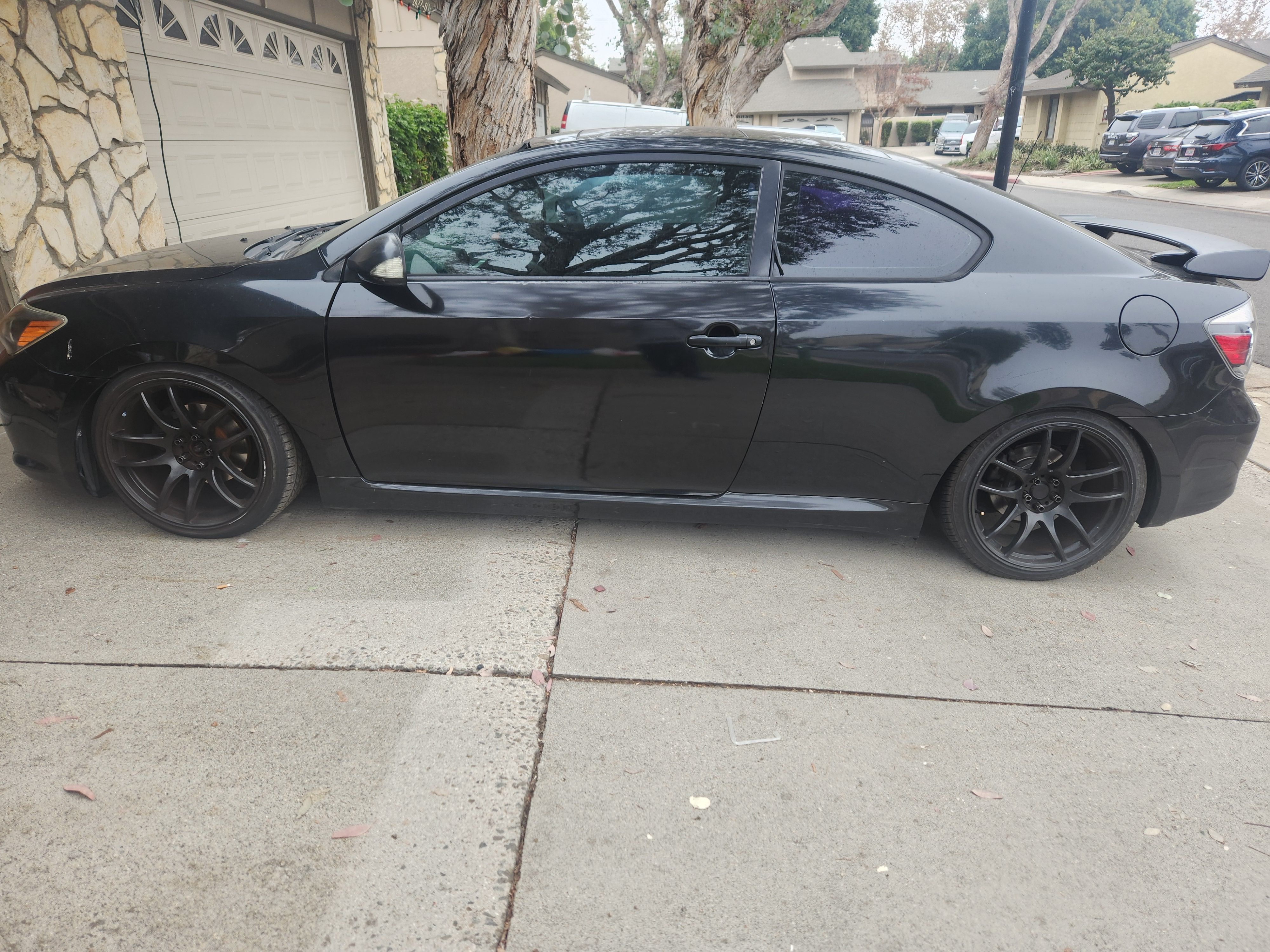 Used 2009 Scion tC FWD image 1