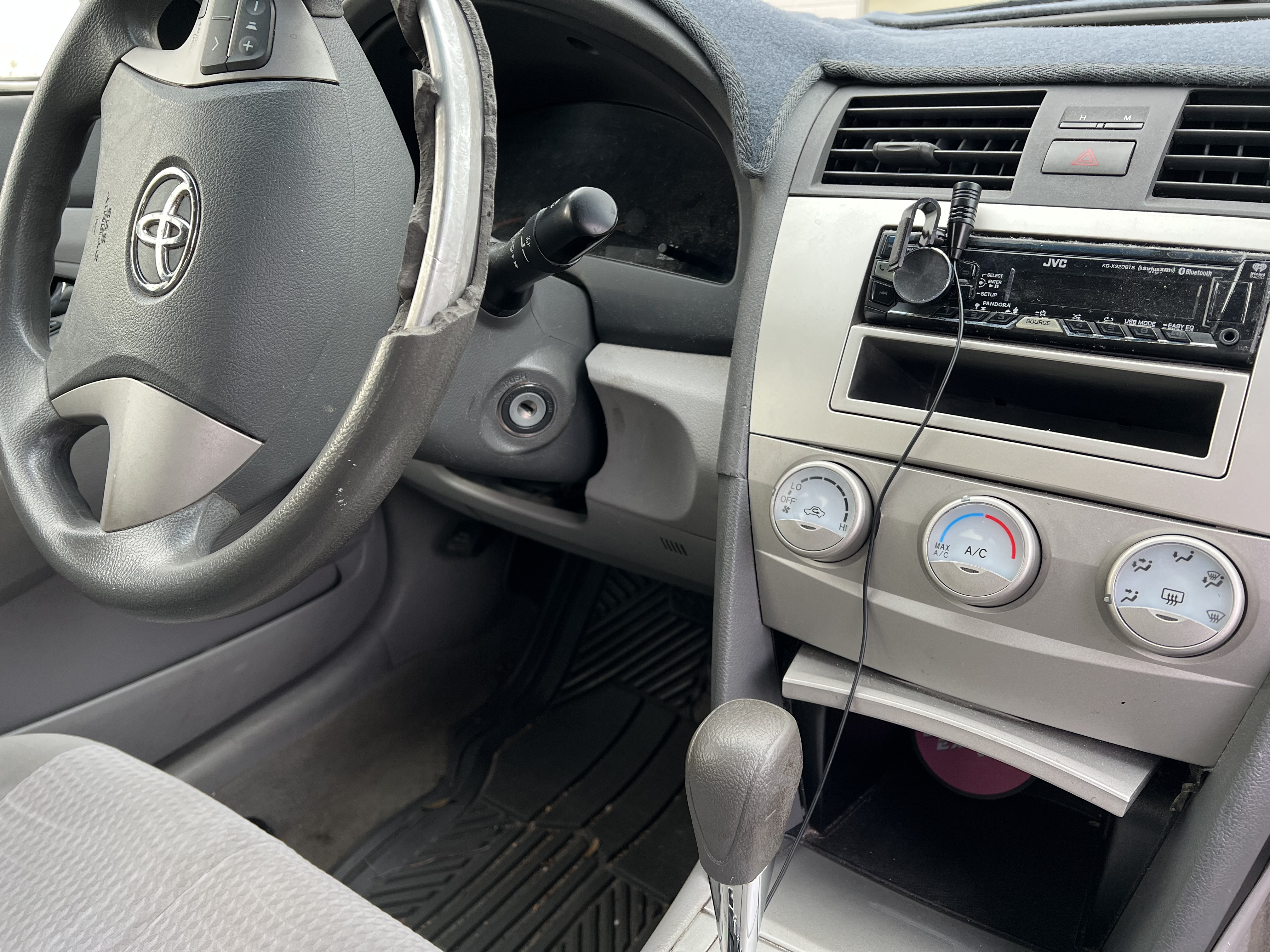 Used 2011 Toyota Camry FWD image 12