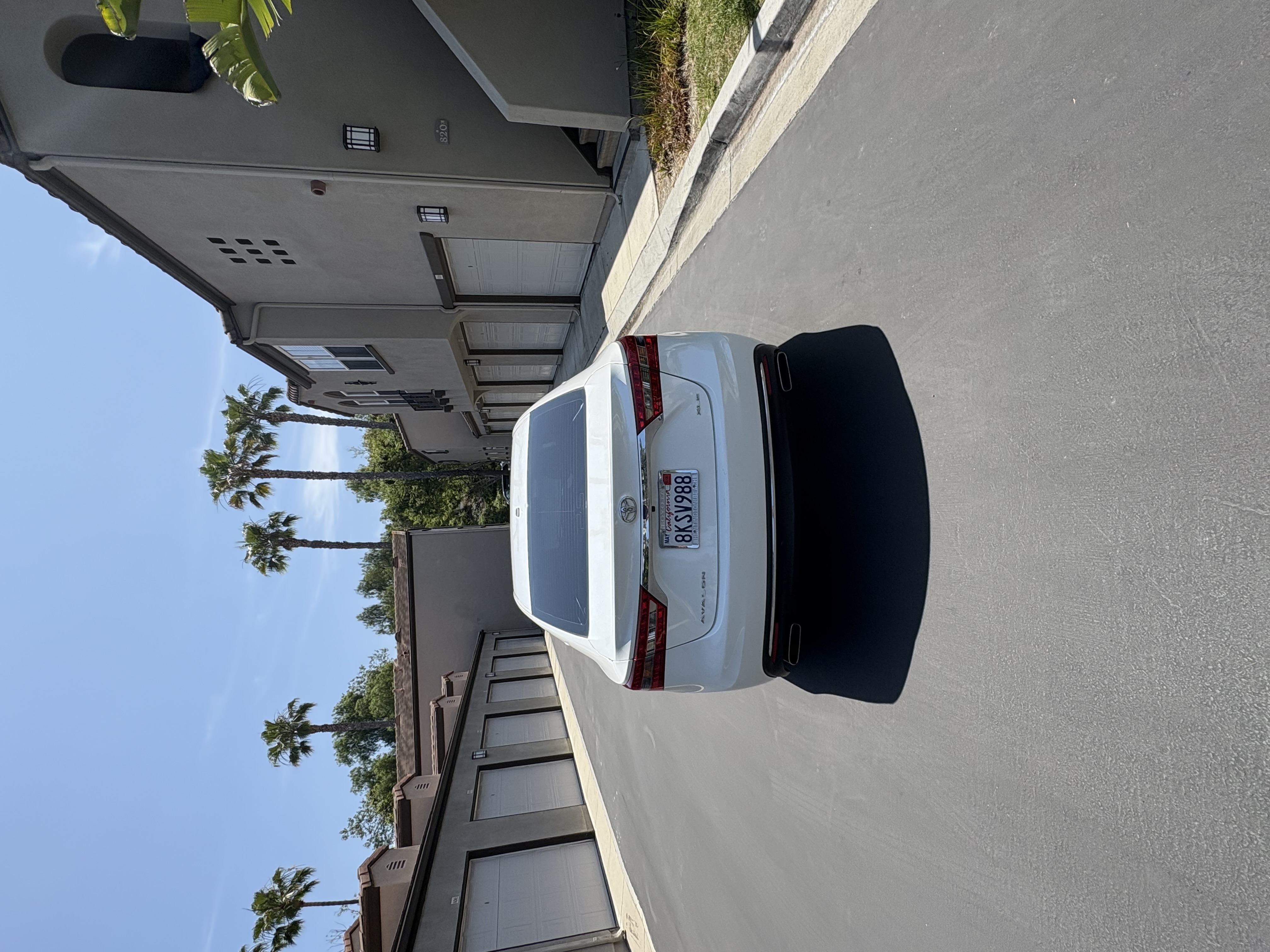 Used 2016 Toyota Avalon XLE Premium FWD image 6