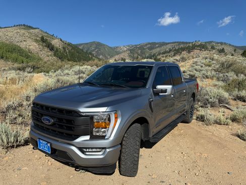 Used 2023 Ford F150 Lariat AWD/4WD image 10