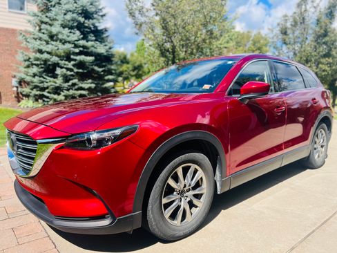 Used 2018 MAZDA CX-9 Touring w/ Touring Premium Package image 8