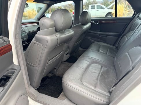 Used 2004 Cadillac De Ville Sedan image 9