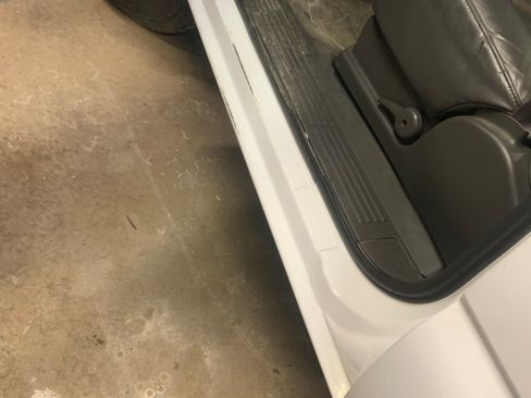 Used 2006 Chevrolet Silverado 3500 4x4 Regular Cab w/ Snow Plow Prep Package image 12