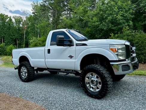 Used 2013 Ford F250 XL w/ XL Value Pkg AWD/4WD image 1
