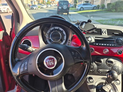 Used 2012 FIAT 500 Lounge w/ Convenience Group image 10