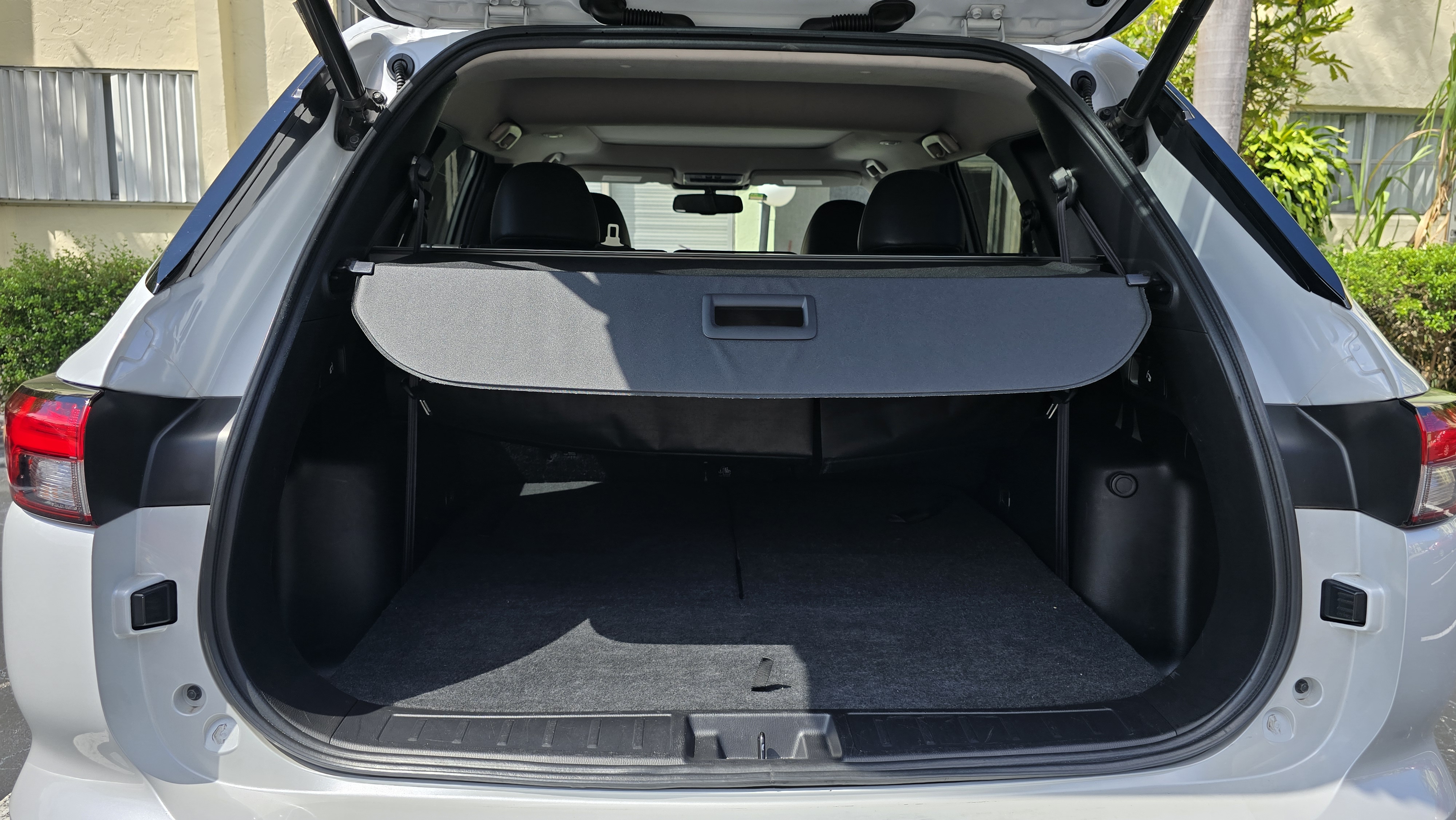 Used 2023 Mitsubishi Outlander SE FWD image 10