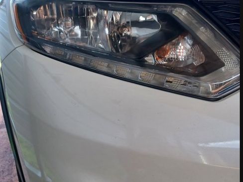 Used 2016 Nissan Rogue SV FWD image 14
