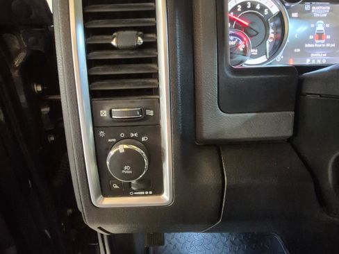 Used 2017 RAM 2500 Lone Star image 24