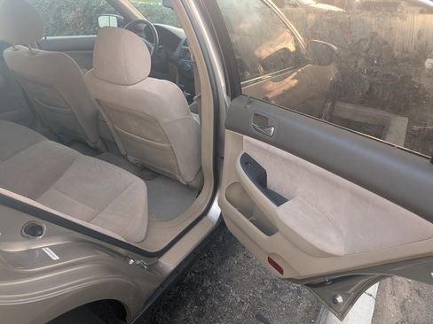 Used 2005 Honda Accord LX image 16