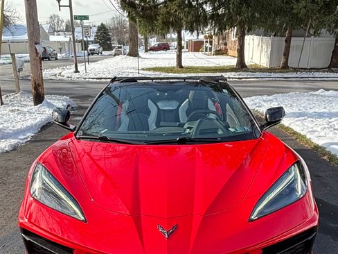 Used 2021 Chevrolet Corvette Stingray Preferred Conv w/ 2LT image 4