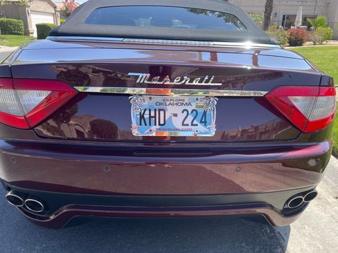 Used 2012 Maserati GranTurismo Convertible image 4