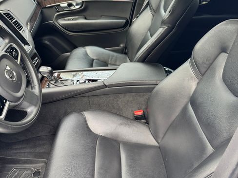 Used 2019 Volvo XC90 T6 Momentum w/ Advanced Package AWD/4WD image 17